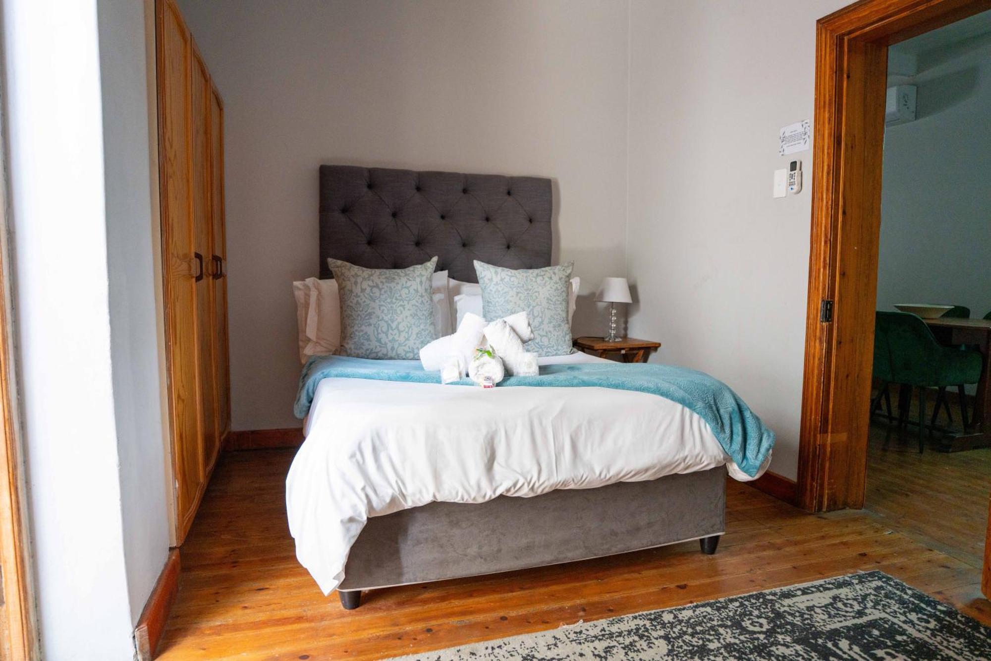 פארל Olive Tree Lodge מראה חיצוני תמונה