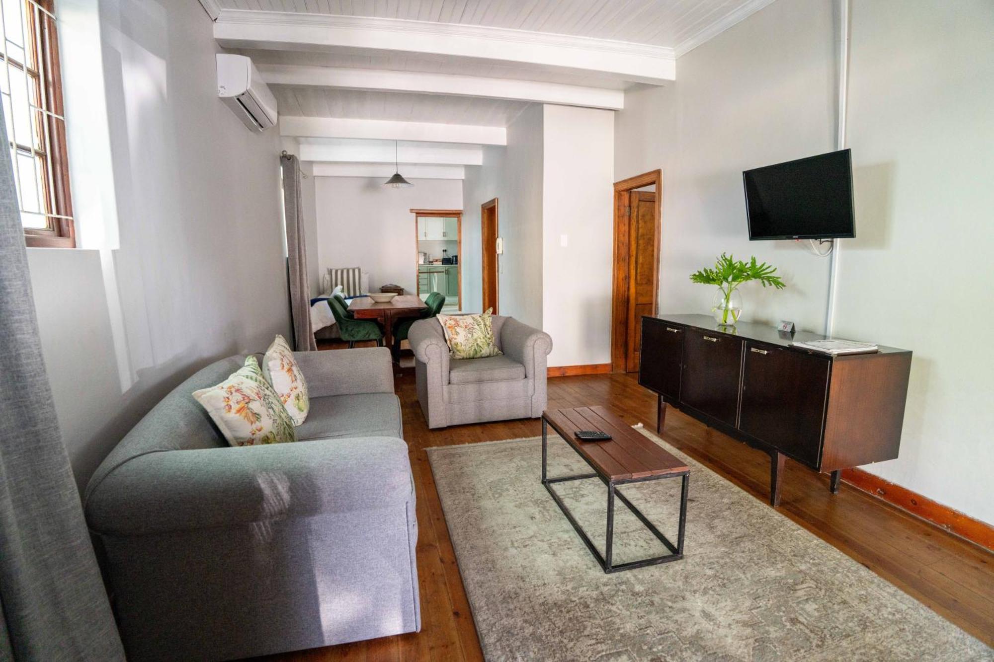 פארל Olive Tree Lodge מראה חיצוני תמונה